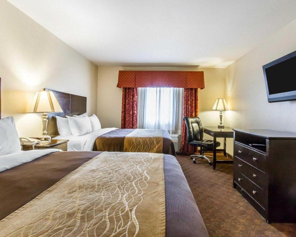 Comfort Inn & Suites Atoka Екстер'єр фото