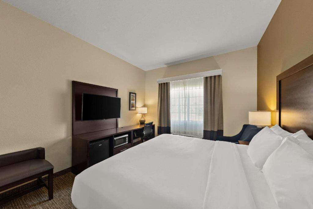 Comfort Inn & Suites Atoka Екстер'єр фото
