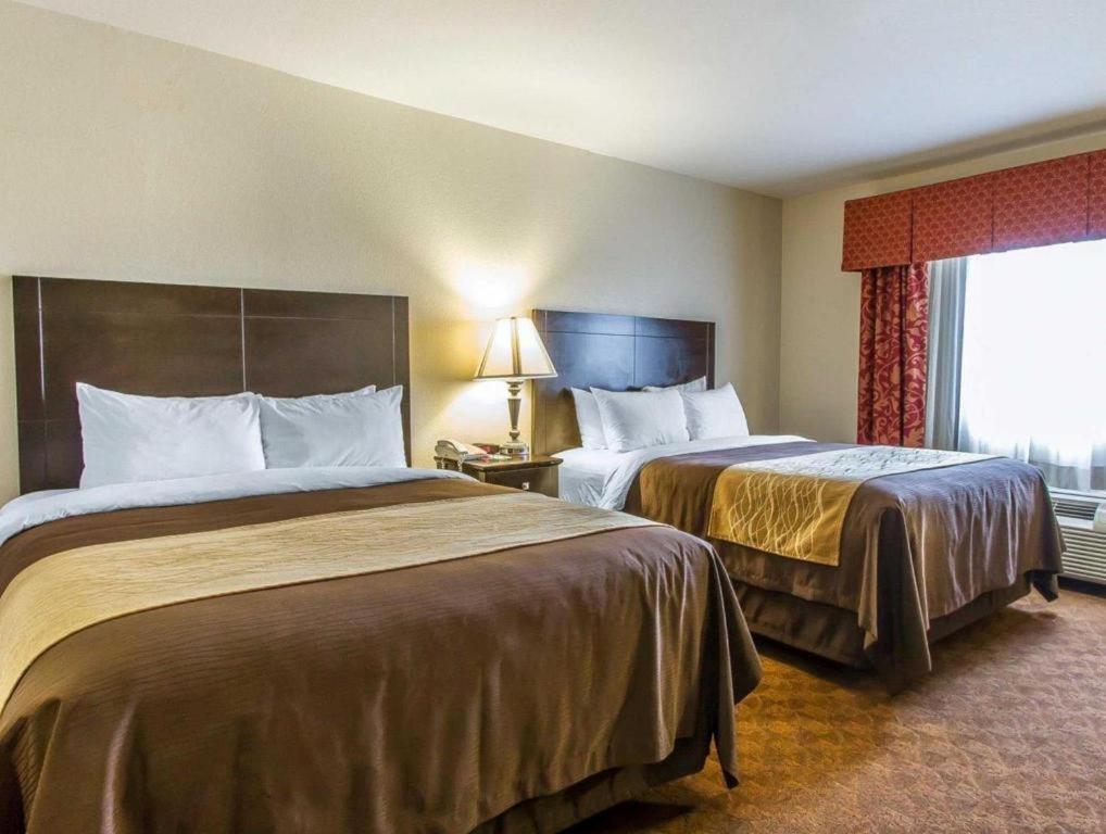 Comfort Inn & Suites Atoka Екстер'єр фото