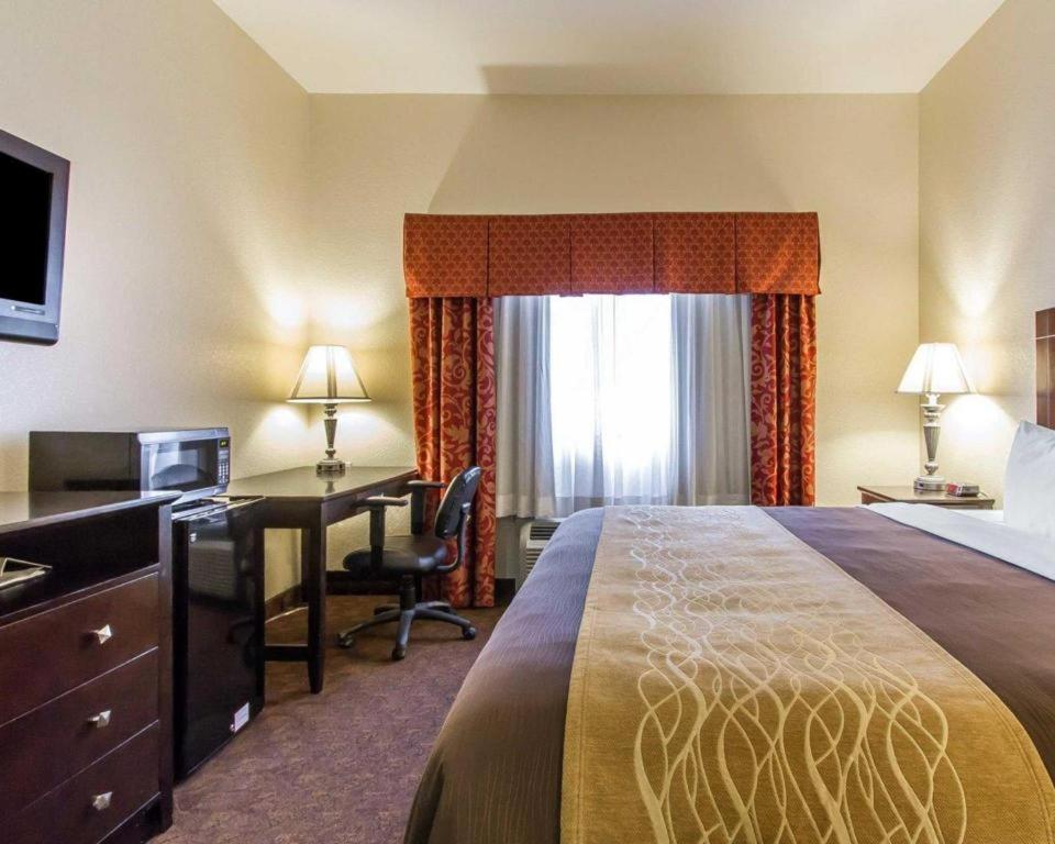Comfort Inn & Suites Atoka Екстер'єр фото