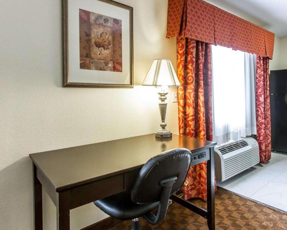 Comfort Inn & Suites Atoka Екстер'єр фото
