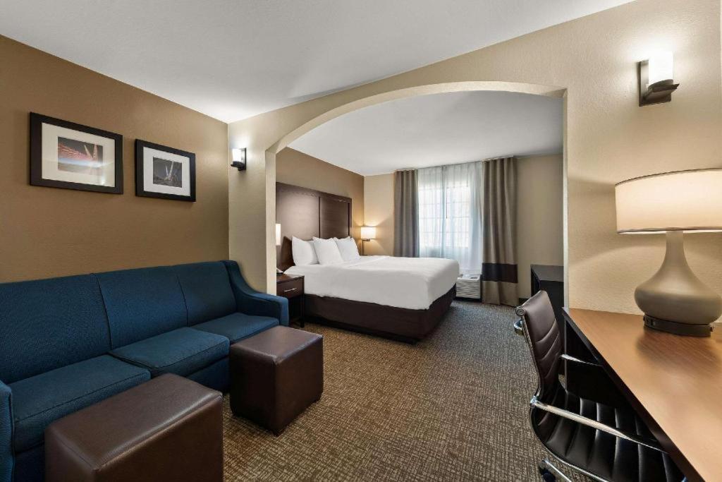 Comfort Inn & Suites Atoka Екстер'єр фото