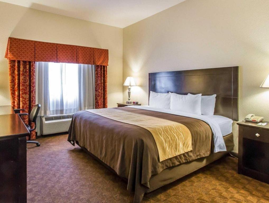 Comfort Inn & Suites Atoka Екстер'єр фото