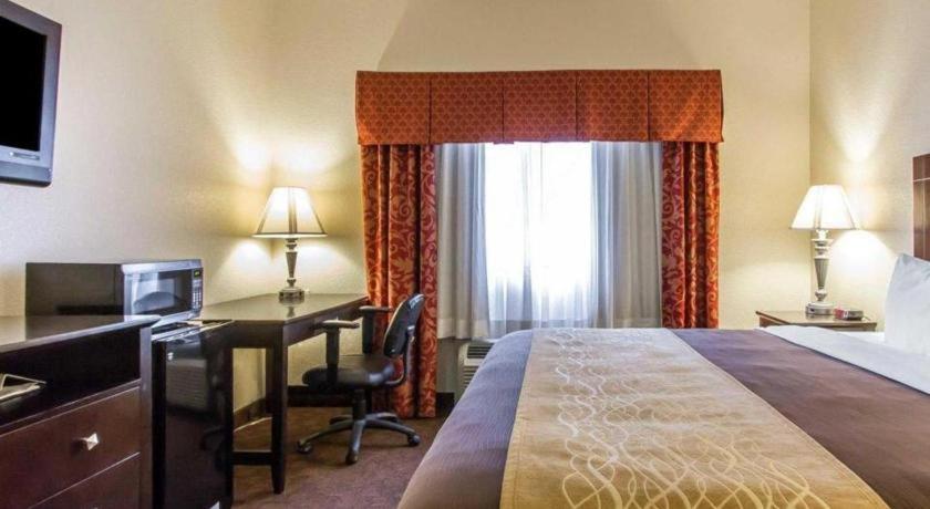 Comfort Inn & Suites Atoka Екстер'єр фото
