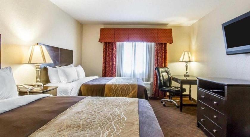 Comfort Inn & Suites Atoka Екстер'єр фото