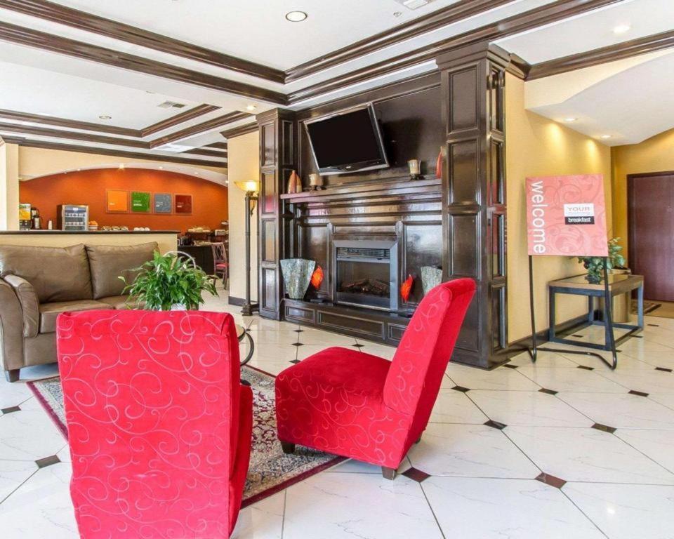 Comfort Inn & Suites Atoka Екстер'єр фото